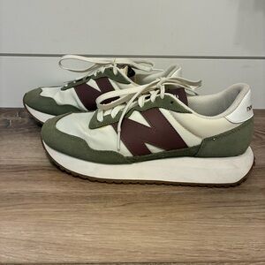 New Balance Olive Green Cream Sneakers with Maroon Logo